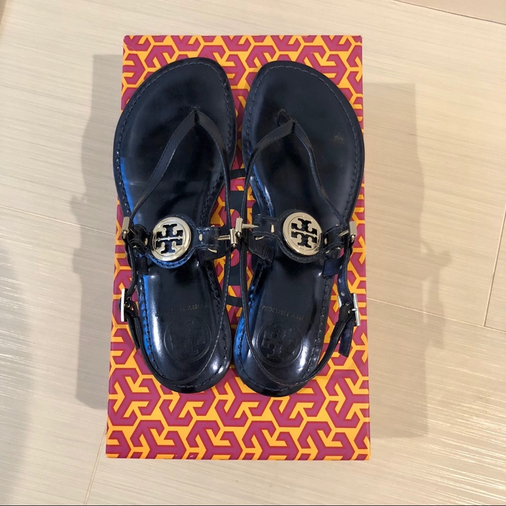 🎉2X HP🎉Tory Burch Navy Ali Flat Leather Sandals